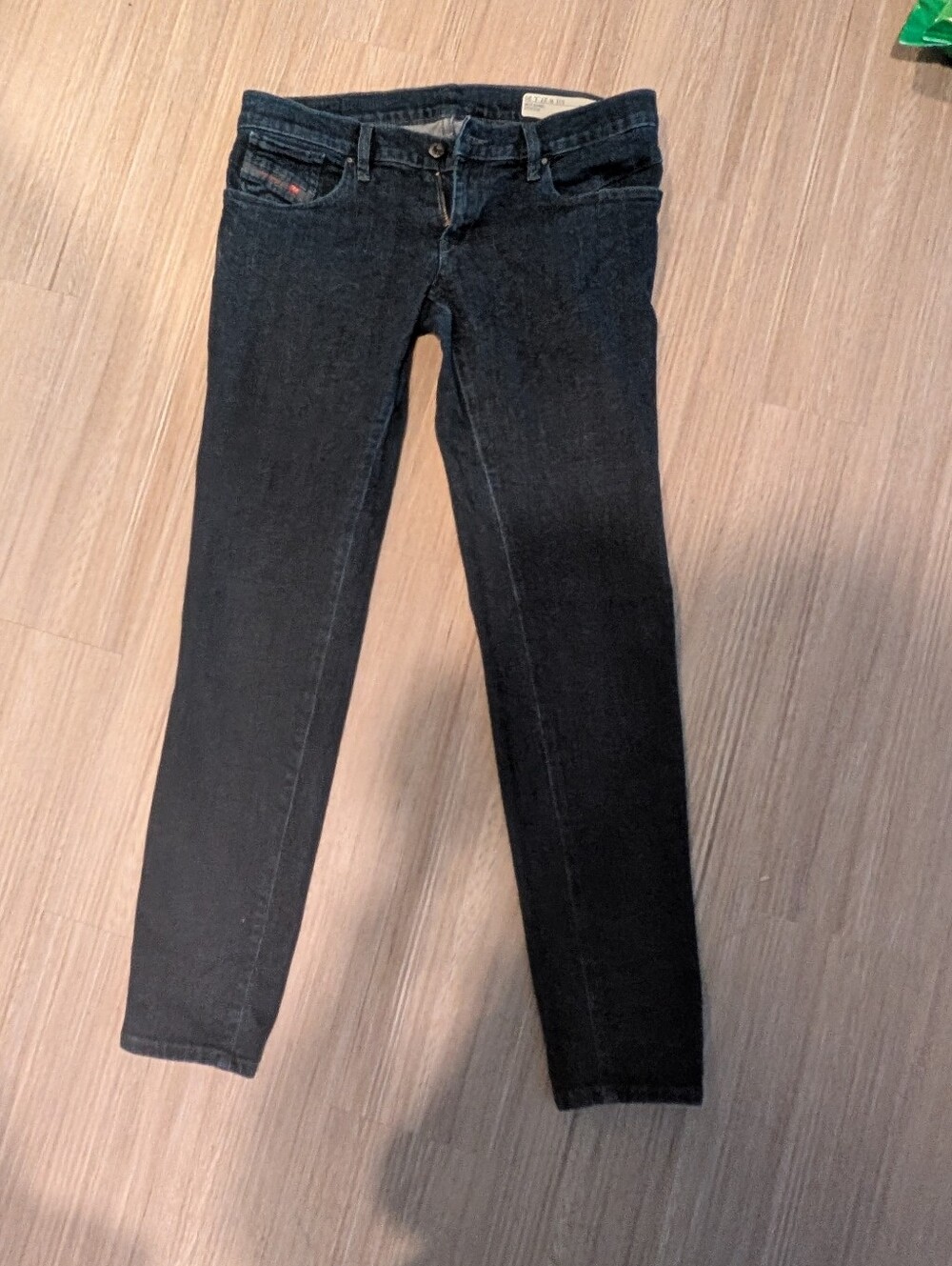 Diesel Dark Wash Sz 27 Slim Low Rise Women's Skinny Jeans